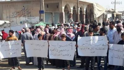 Жители Хасаки вышли на митинг против курдских боевиков и оккупации США - riafan.ru - Россия - США - Сирия