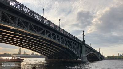 Беглов - Беглов сообщил об установке нового освещения на мостах через Неву - newinform.com