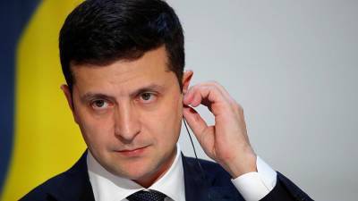 Владимир Зеленский - Анджей Дудой - Зеленский выдвинул ультиматум президенту Польши - iz.ru - Россия - Украина - Польша - Варшава