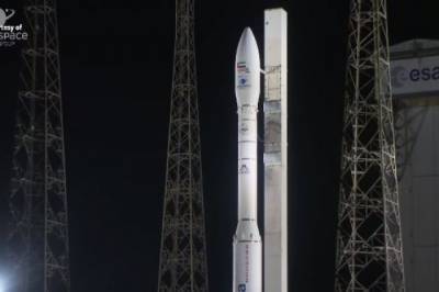 Ракета Vega с 53 спутниками стартовала с космодрома во Французской Гвиане - aif.ru - Россия - Украина - Французская Гвиана