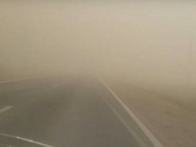 На Ставрополье почти нулевая видимость из-за пылевой бури (видео) - rosbalt.ru - Краснодарский край - Ставрополье - Нефтекумск