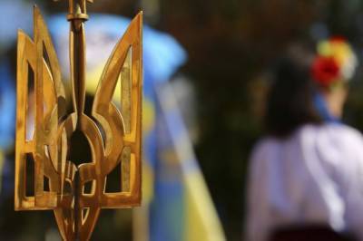 Александр Ткаченко - Денис Малюська - Кабмин пообещал 100 тыс. грн автору лучшего эскиза Большого герба - newsone.ua - Украина