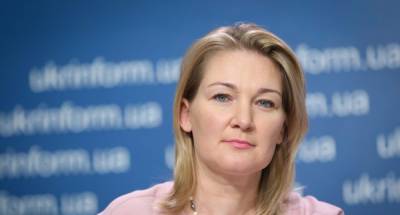 Мария Ионова - Зеленский и его представители в Минске должны вернуться к "дорожной карте" Порошенко - Ионова - prm.ua - Россия - Украина - Минск