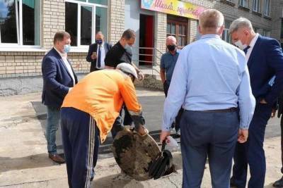 Владимир Бурмистров - В Рязани в школе №16 затопило подвал горячей водой - rzn.mk.ru - Рязань