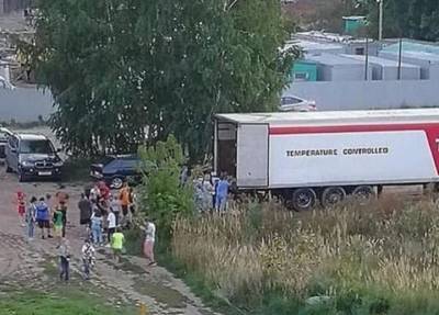 Водитель оставил проветриваться: жильцы в Казани за два часа разобрали фуру арбузов - province.ru - респ. Татарстан - Казань - район Приволжский