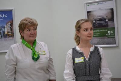 В Сыктывкаре сотрудники банка не позволили пенсионерке перевести крупную сумму мошеннику - komiinform.ru - Россия - респ. Коми - Сыктывкар