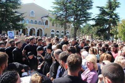 Инал Джабиев - Событиям в Южной Осетии дали название — революция справедливости - eadaily.com - респ. Южная Осетия