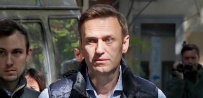 Алексей Навальный - В бундесвере обнаружили следы «Новичка» на бутылке, из которой пил Навальный, — Der Spiegel - enovosty.com - Россия - Германия