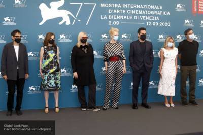 Филипп Юрьев - В Венеции состоялось открытие 77-го Венецианского кинофестиваля - newinform.com - Россия - Италия - Чукотка - Венеция