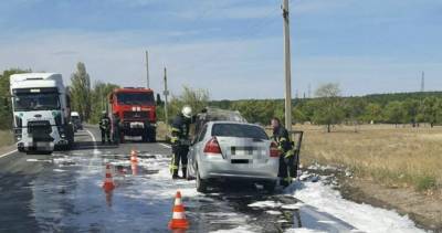 На трассе между Северодонецком и Рубежным загорелся автомобиль - vchaspik.ua - Северодонецк