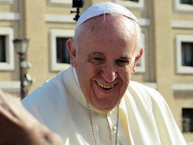 Франциск I (I) - Папа Римский поцеловал флаг Ливана во время своей первой аудиенции за полгода - news.am - Армения - Ливан