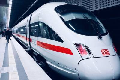 Германия: Deutsche Bahn завлекает молодёжь билетами со скидкой - mknews.de - Германия - Берлин