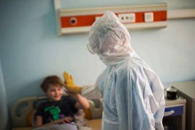 Об опасном для детей посткоронавирусном синдроме рассказал ученый из США - live24.ru - Москва - США - Техас