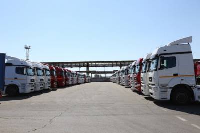 Рынок новых грузовиков в августе снизился на 11% - autostat.ru - Камаз