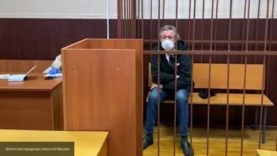 Михаил Ефремов - Сергей Захаров - Ефремов приговорен к восьми годам колонии общего режима - polit.info - Москва - Россия