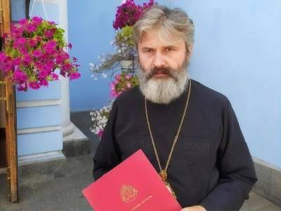 Олег Сенцов - Владимир Балух - Митрополит Климент: Сильно избитого Балуха рано утром нашла женщина в лесопосадке в районе Гидропарка в Киеве - gordonua.com - Киев - Нападение