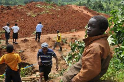 В Уганде из-за оползня были разрушены полтысячи домов, есть жертва - vkcyprus.com - Уганда