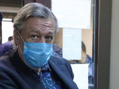 Михаил Ефремов - Адвокат оценил шансы Ефремова на послабления и УДО - rosbalt.ru