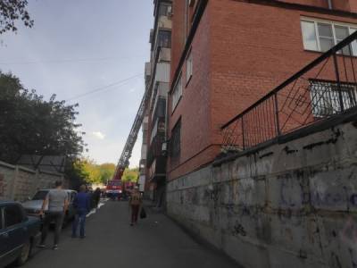 В Челябинске загорелась крыша многоэтажки. Есть пострадавшие - nakanune.ru - Челябинск