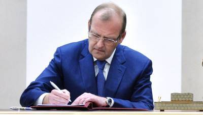 Владимир Макаров - Анатолий Тихонов - Суд постановил арестовать замглавы Минэнерго Тихонова - gazeta.ru - Москва - Россия