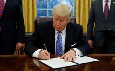 Дональд Трамп - Джо Байден - Трамп продлил ряд миграционных запретов для соискателей «грин-карт» - lenta.ua - США - Запрет