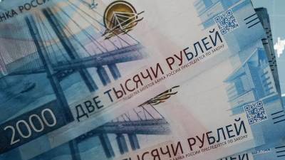 Владимир Путин - В России вступил в силу закон о налогообложении процентов с крупных вкладов - iz.ru