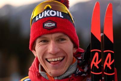 Александр Большунов - Федерико Пеллегрино - Россиянин Александр Большунов стал вторым в спринте Tour de Ski - govoritmoskva.ru - Швейцария
