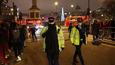 Полиция оштрафовала сотни празднующих в новогоднюю ночь - rbnews.uk - Англия - Эссекс