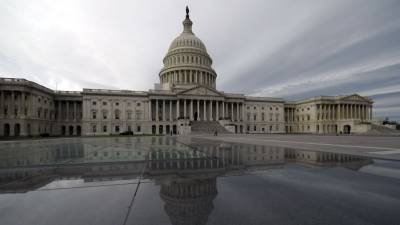 Дональд Трамп - Конгресс преодолел вето президента Трампа на законопроект об обороне - golos-ameriki.ru - США