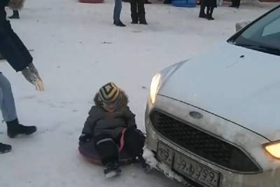 Поведение водителя авто на Соборной площади в Серпухове взорвало соцсети - serp.mk.ru