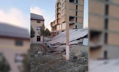 Обошлось без жертв: в Джизаке обрушилась часть 6-этажного строящегося дома - podrobno.uz - Узбекистан - Ташкент