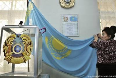 Экзит-пол: партия власти Казахстана набрала на выборах 72% голосов - unn.com.ua - Киев - Казахстан