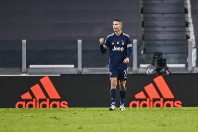 Криштиану Роналду - Cristiano Ronaldo - Йозеф Бицан - Роналду сумел повторить невероятный рекорд - sport.ru - Португалия
