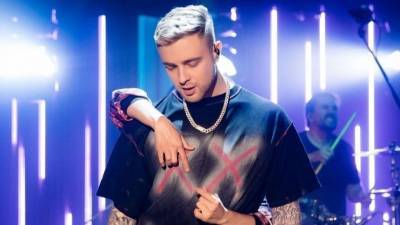 Егор Крид - «Джинсовка Крида!» — певец перестал скрывать роман со звездой TikTok - 5-tv.ru