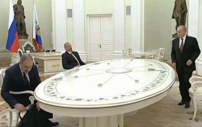 Владимир Путин - Никол Пашинян - Ильхам Алиев - Пашинян и Алиев в Кремле не подали друг другу руки - korrespondent.net - Москва - Армения - Азербайджан