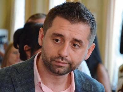 Давид Арахамия - Юрий Витренко - Денис Шмыгаль - Арахамия заявил, что "Слуга народа" представит план антикризисных мер из-за повышения тарифов в Украине - gordonua.com - Тарифы