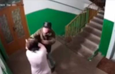 В Новополоцке мужчина попытался вскрыть автомобиль, а затем напал на его хозяйку - ont.by - Полоцк