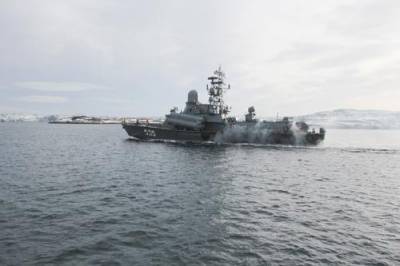 МРК «Айсберг» вышел в Баренцево море для отработки учебно-боевых задач - argumenti.ru