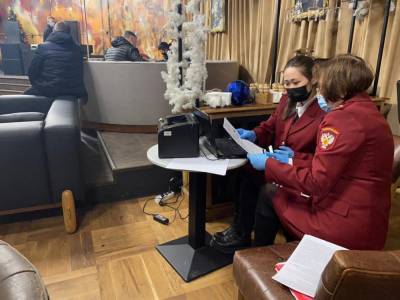 Александр Ситов - За 2021 год в Петербурге закрыли более 10 ресторанов из-за нарушения режима - abnews.ru - Санкт-Петербург