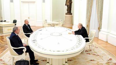 Дональд Трамп - Начало 2021-го: «похороны» демократии в США, московское примирение Баку и Еревана - riafan.ru - США - Азербайджан - Ереван - Баку