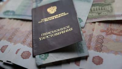Ярослав Нилов - В Госдуму внесли проект о дополнительной индексации пенсий в течение года - iz.ru