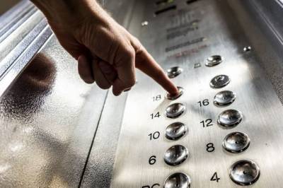 В этом году на замену старых лифтов выделят 1,35 млрд рублей - Известия - aif.ru