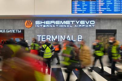 Россияне массово заявили о желании немедленно улететь в три страны в 2021 году - lenta.ru - США - Англия - Лондон - Турция - Мальдивы - Эмираты - Португалия - Рим - Таиланд - Стамбул - Индонезия