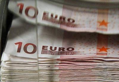Treasuries - Доллар стабилен к евро и иене - smartmoney.one - США