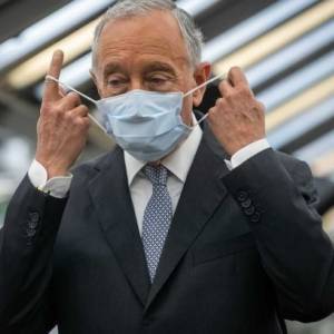 У президента Португалии выявили коронавирус - reporter-ua.com - Португалия