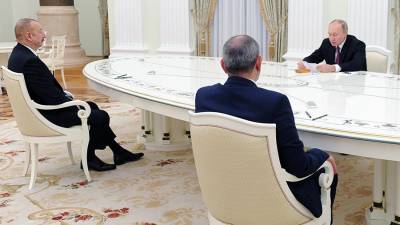 Владимир Путин - Дмитрий Песков - Ильхам Алиев - Николу Пашинян - Песков рассказал о визите медиков к Пашиняну и Алиеву до встречи с Путиным - iz.ru - Азербайджан - Ереван