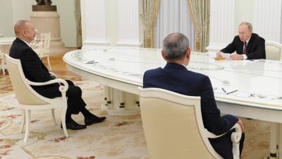 Владимир Путин - Дмитрий Песков - Никол Пашинян - Ильхам Алиев - Перед встречей с Путиным Алиева и Пашиняна посетили российские медики - 5-tv.ru - Москва - Азербайджан - Ереван - Баку