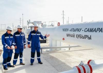 Казахстан возобновляет экспорт нефти через Россию - eadaily.com - Самара - Атырау