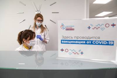 Владимир Кехман - Худрук "Геликон-Оперы" предложил открыть в театре пункт вакцинации - tvc.ru - Москва