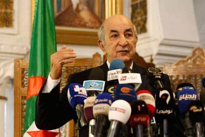 Абдельмаджид Теббун - Президент Алжира уволил министра транспорта - apral.ru - Алжир - Алжирская Народная Демократическая Республика